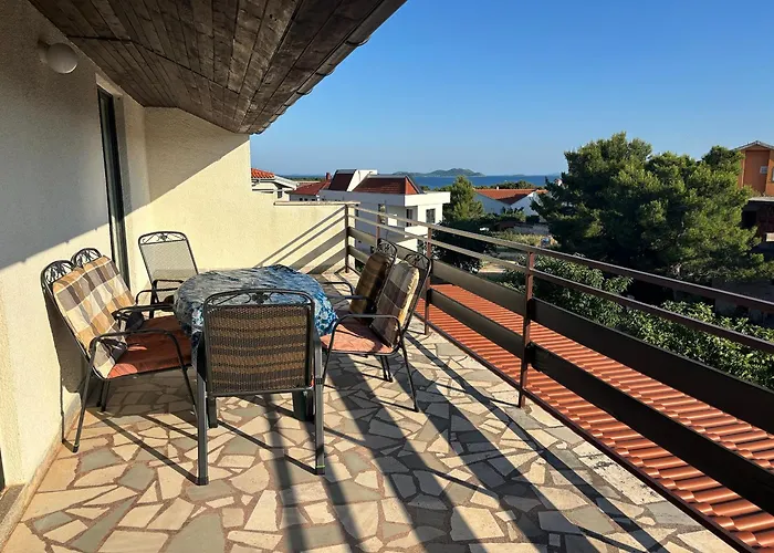 アパート Radulovic *