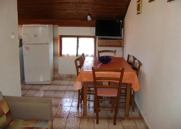 アパート Radulovic ビオグラード・ナ・モル