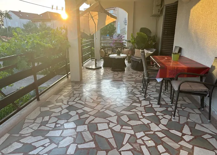 アパート Radulovic ビオグラード・ナ・モル